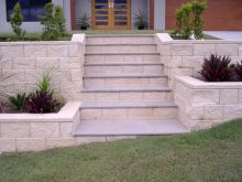 Retaining Walls with Steps